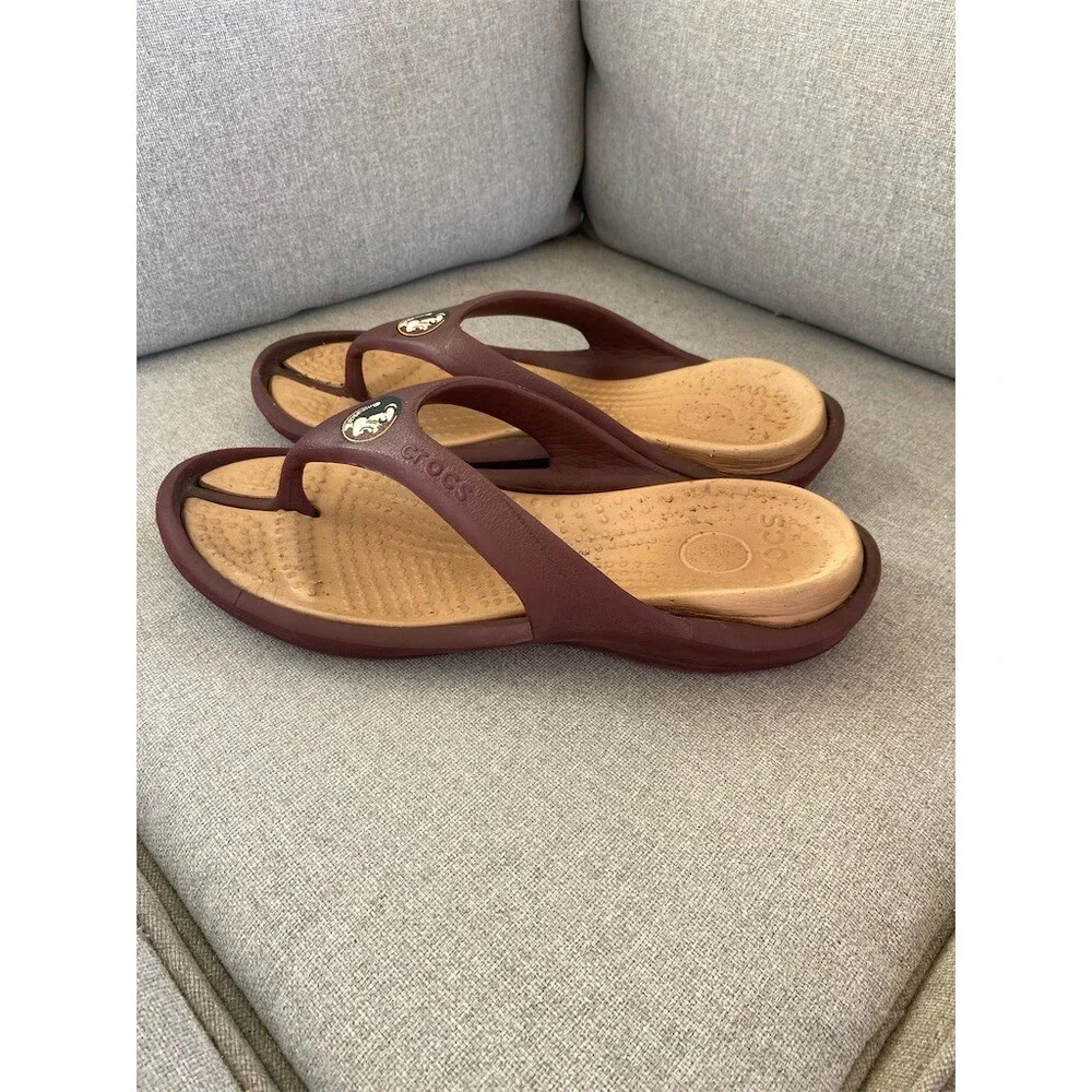 Crocs Florida State Seminoles FSU Modi Flip Thong Sandals Maroon Tan